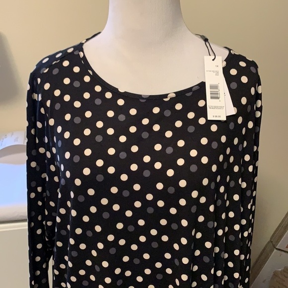 T Tahari black polka dot slit side tunic, NWT - Picture 2 of 11